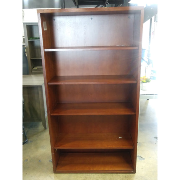 Pre-Owned 5 Shelf Wood Bookcase, 66