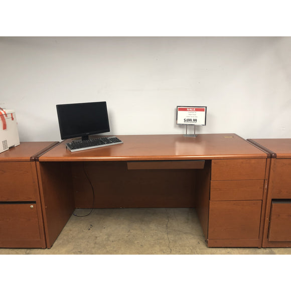 Pre-Owned Desk with BBF, Maple